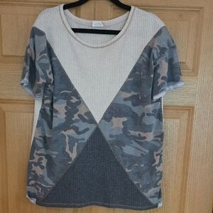 Camouflage and Cream Short‎ Sleeve Top